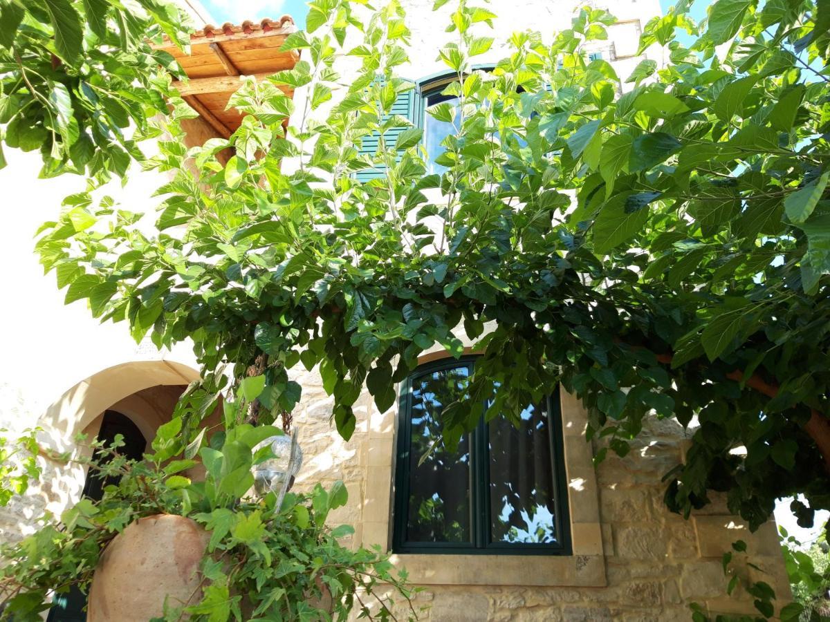 Villa Aloni Margarítai Exterior foto